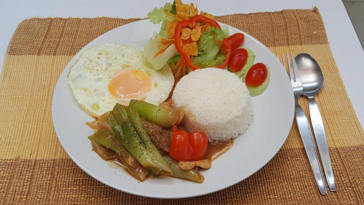 Gordnuea Boutique House Bed & Breakfast Chiang Mai Eksteriør bilde